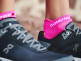 Ponožky Compressport Pro Racing Socks v4.0 Run Low - fluo pink/primerose